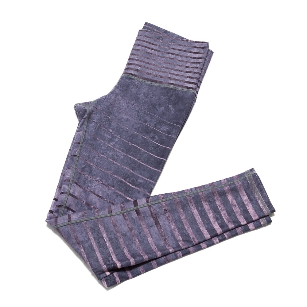 Niyama Sol Granite Stripe Barefoot Legging